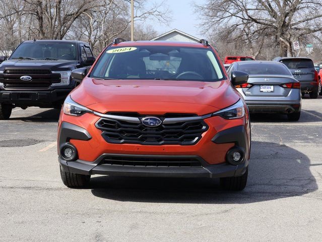 Used 2024 Subaru Crosstrek 2.0i Premium image 3