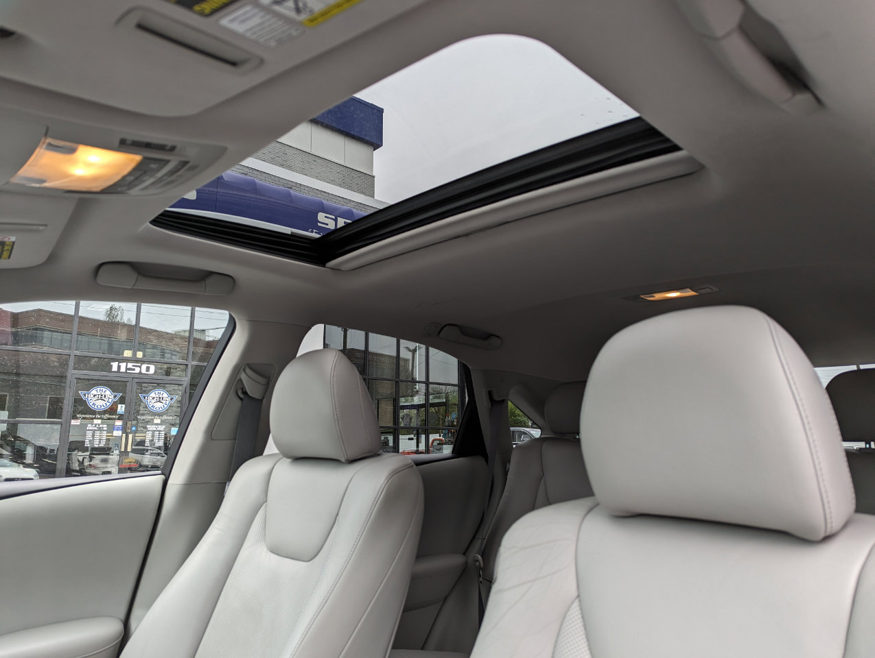 Used 2011 Lexus RX 350 AWD image 28