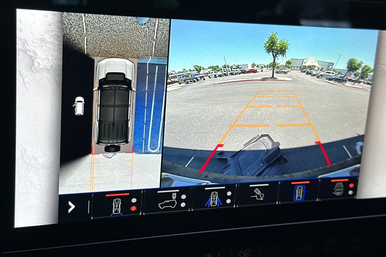 Used 2025 GMC Hummer EV 3X AWD/4WD image 23