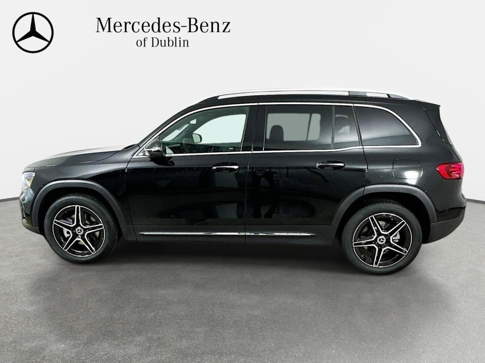 Used 2026 Mercedes-Benz GLB 250 4MATIC image 8