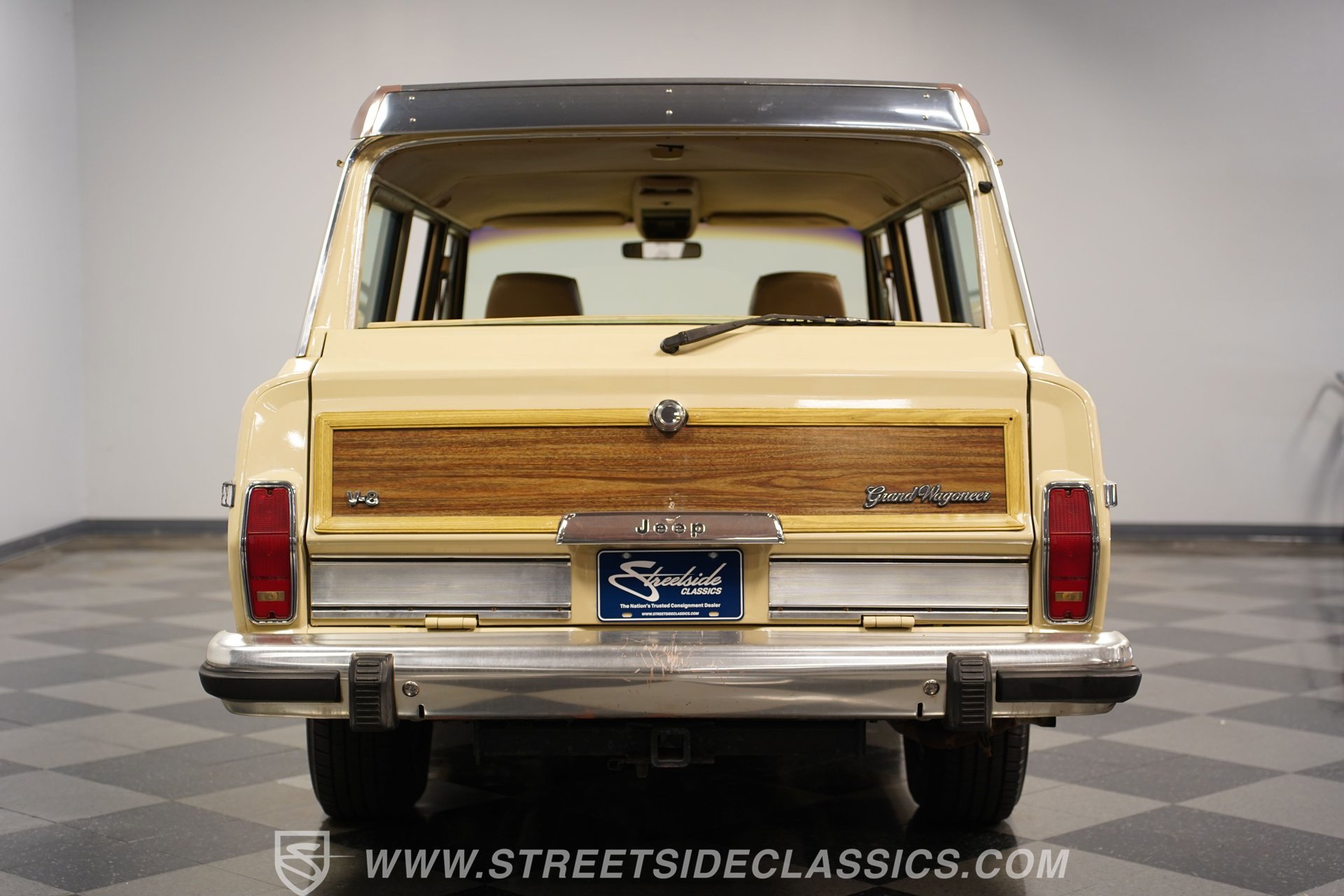 Used 1989 Jeep Grand Wagoneer AWD/4WD image 25