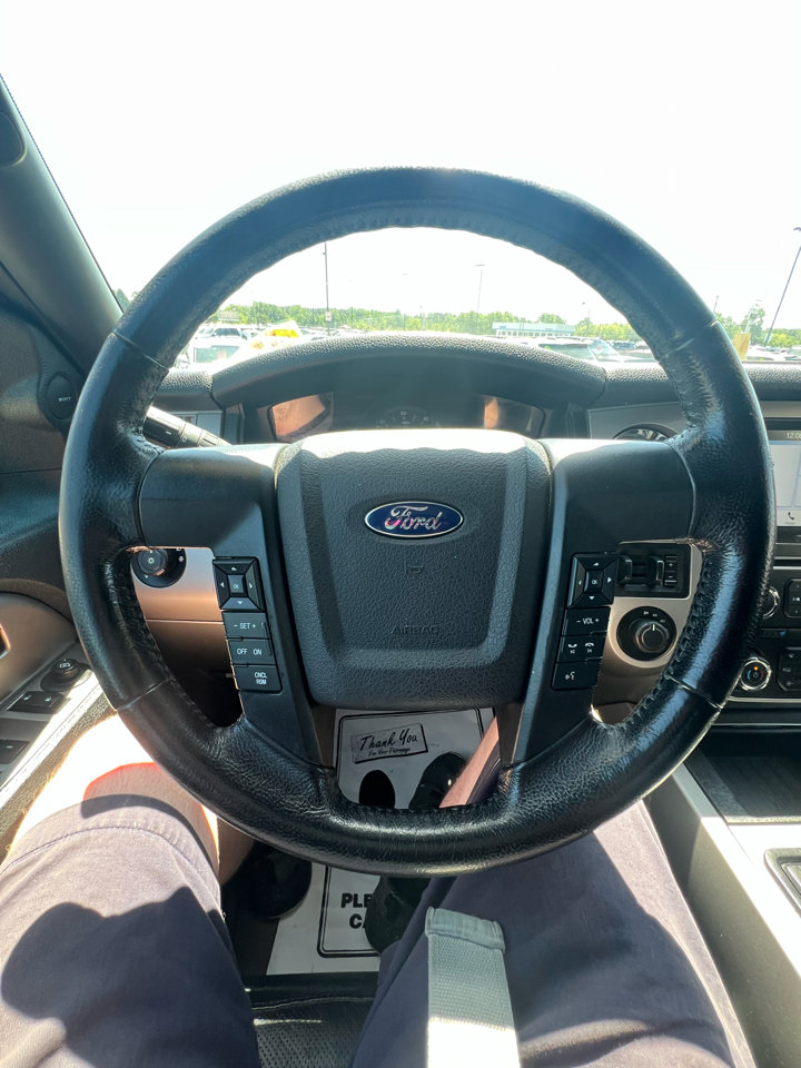 Used 2017 Ford Expedition XLT w/ Equipment Group 201A image 17
