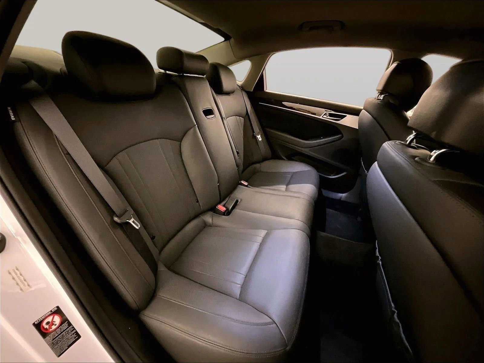 Used 2018 Genesis G80 3.8 AWD/4WD image 26