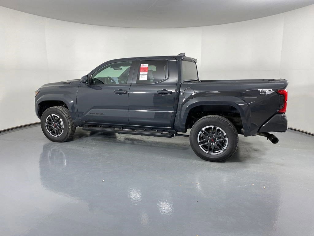 New 2025 Toyota Tacoma TRD Sport image 6