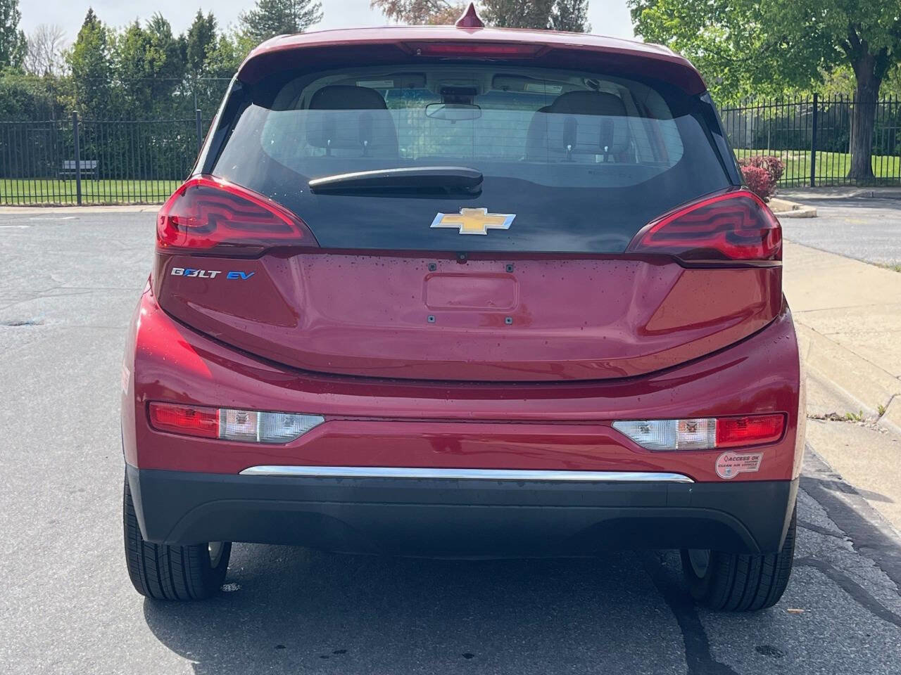 Used 2019 Chevrolet Bolt LT image 4
