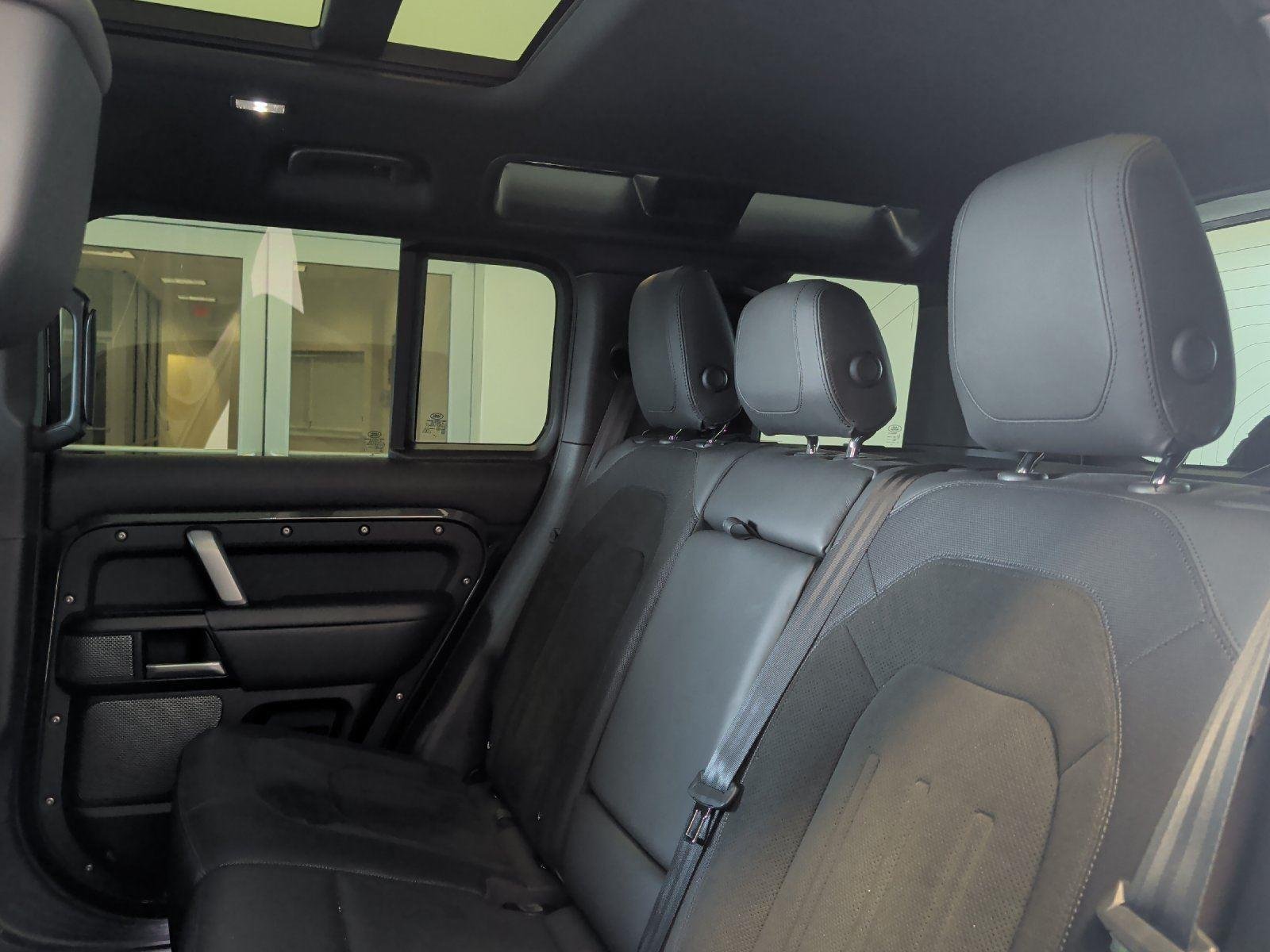 Used 2023 Land Rover Defender 110 Carpathian Edition AWD/4WD image 34