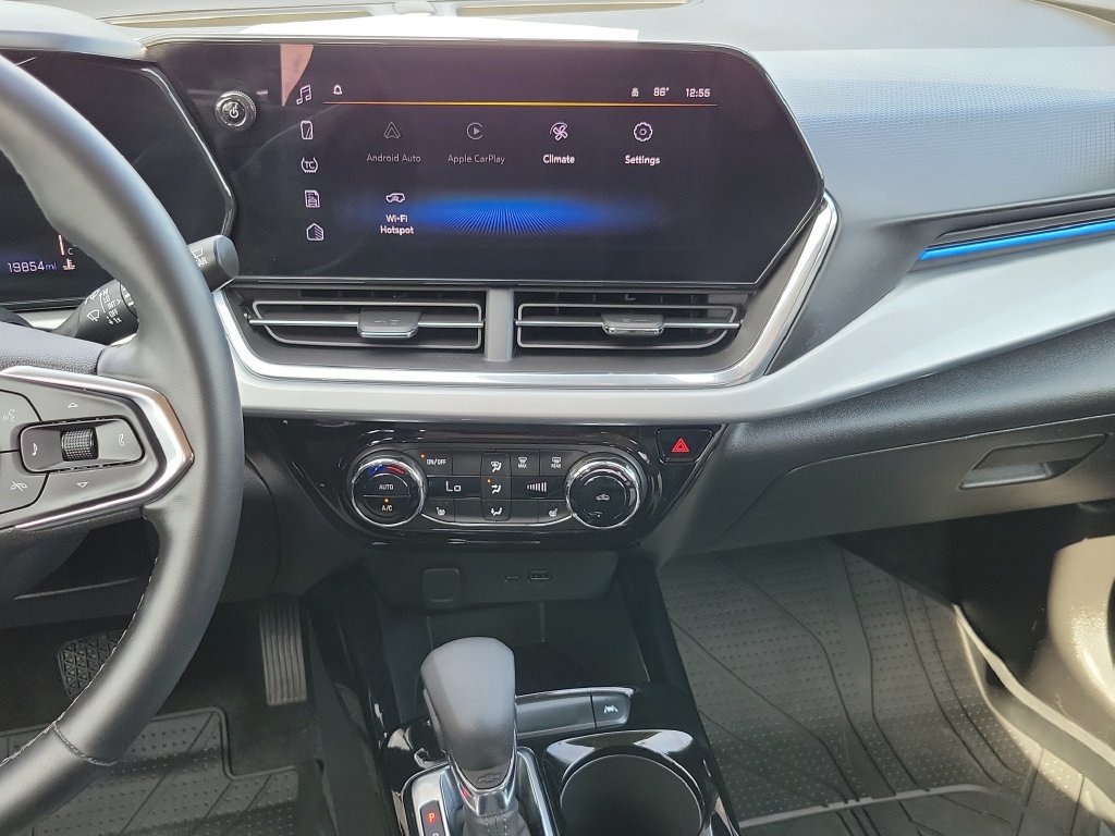 Used 2024 Chevrolet Trax LT w/ Driver Confidence Package FWD image 33