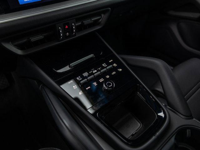 New 2026 Porsche Cayenne E-Hybrid image 36