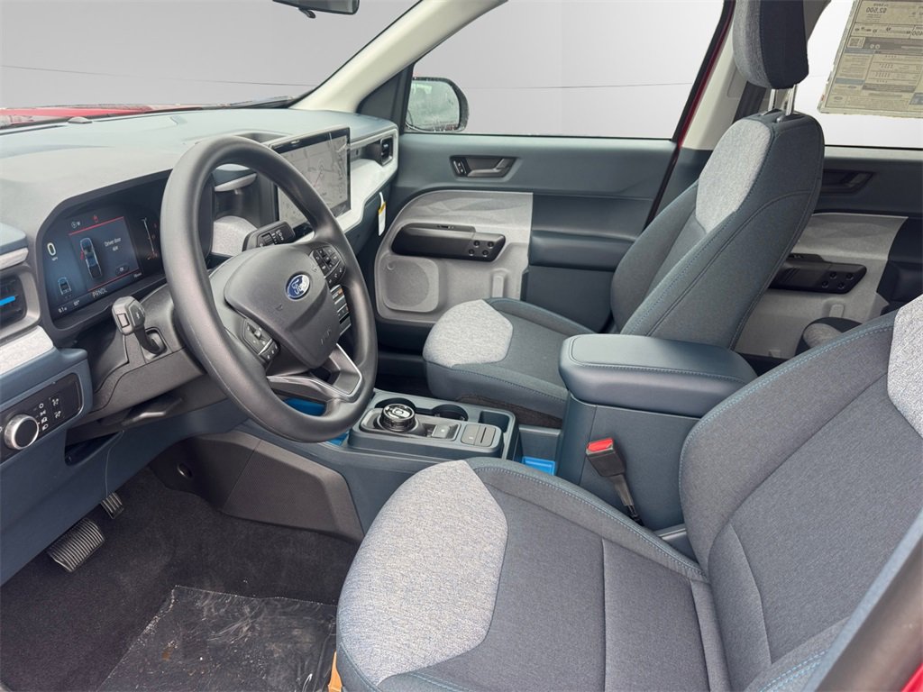 New 2025 Ford Maverick XLT image 9