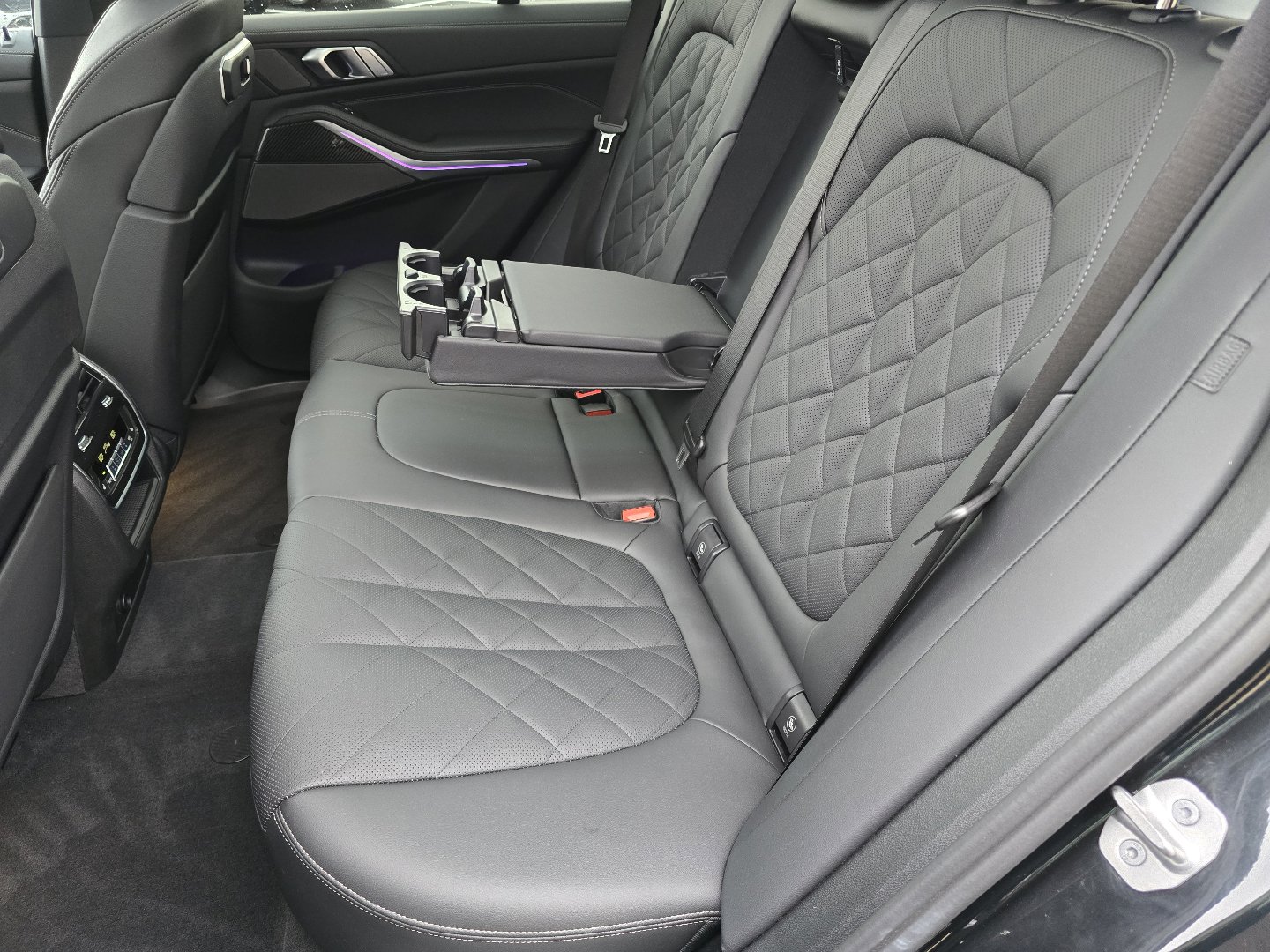 Used 2024 BMW X5 M60i w/ Climate Comfort Package image 36