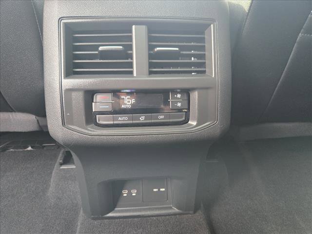 Certified 2022 Volkswagen Atlas SE w/ Panoramic Sunroof Package image 17