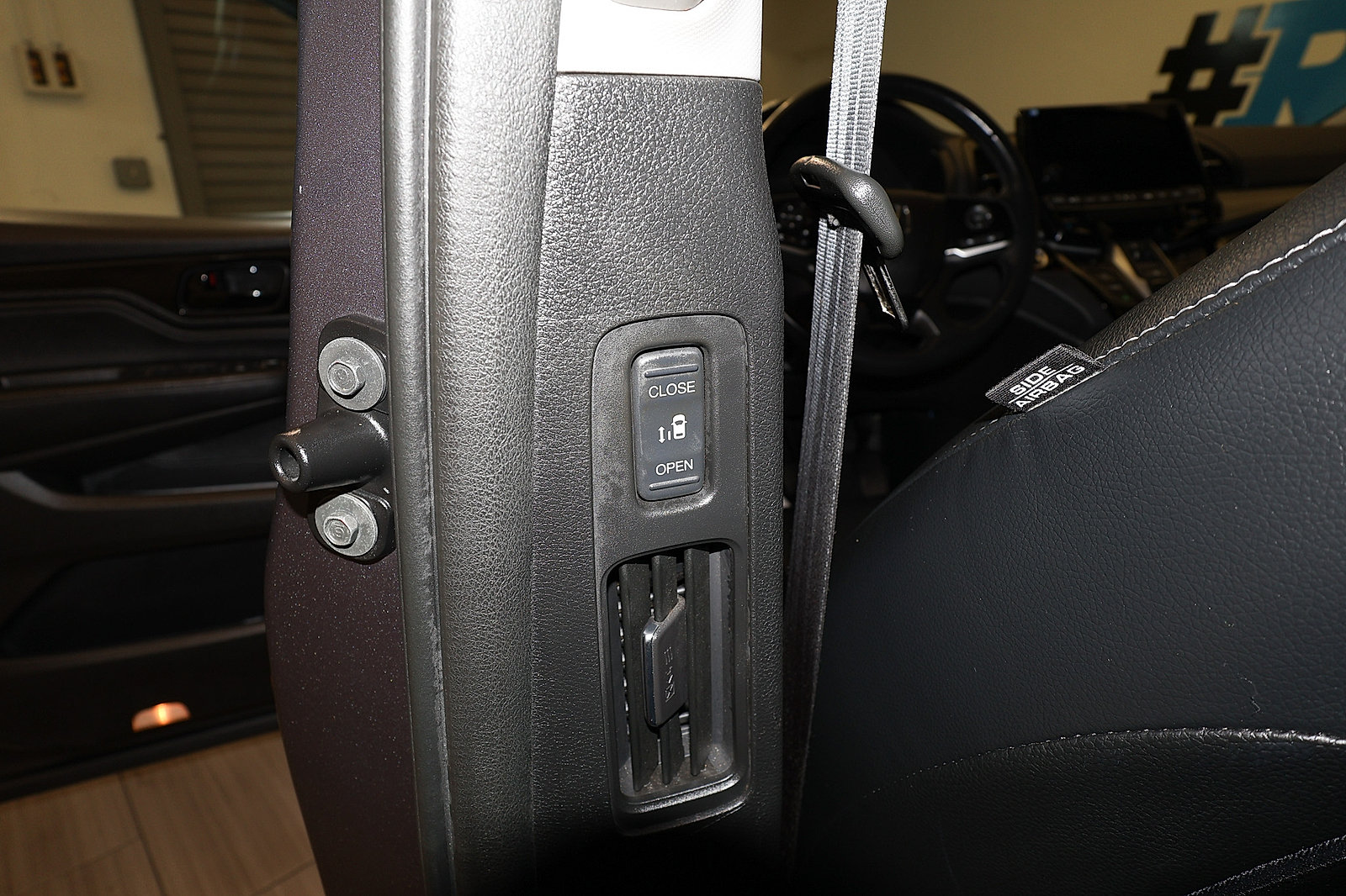 Used 2022 Honda Odyssey Touring image 14