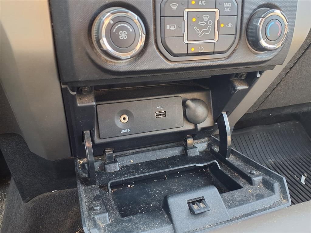 Used 2014 Ford F150 XLT w/ Equipment Group 302A Luxury image 10