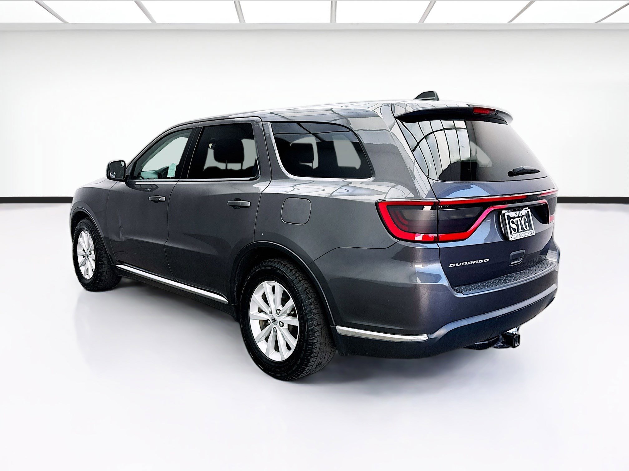 Used 2020 Dodge Durango SXT w/ 3rd Row Seating Group RWD image 6