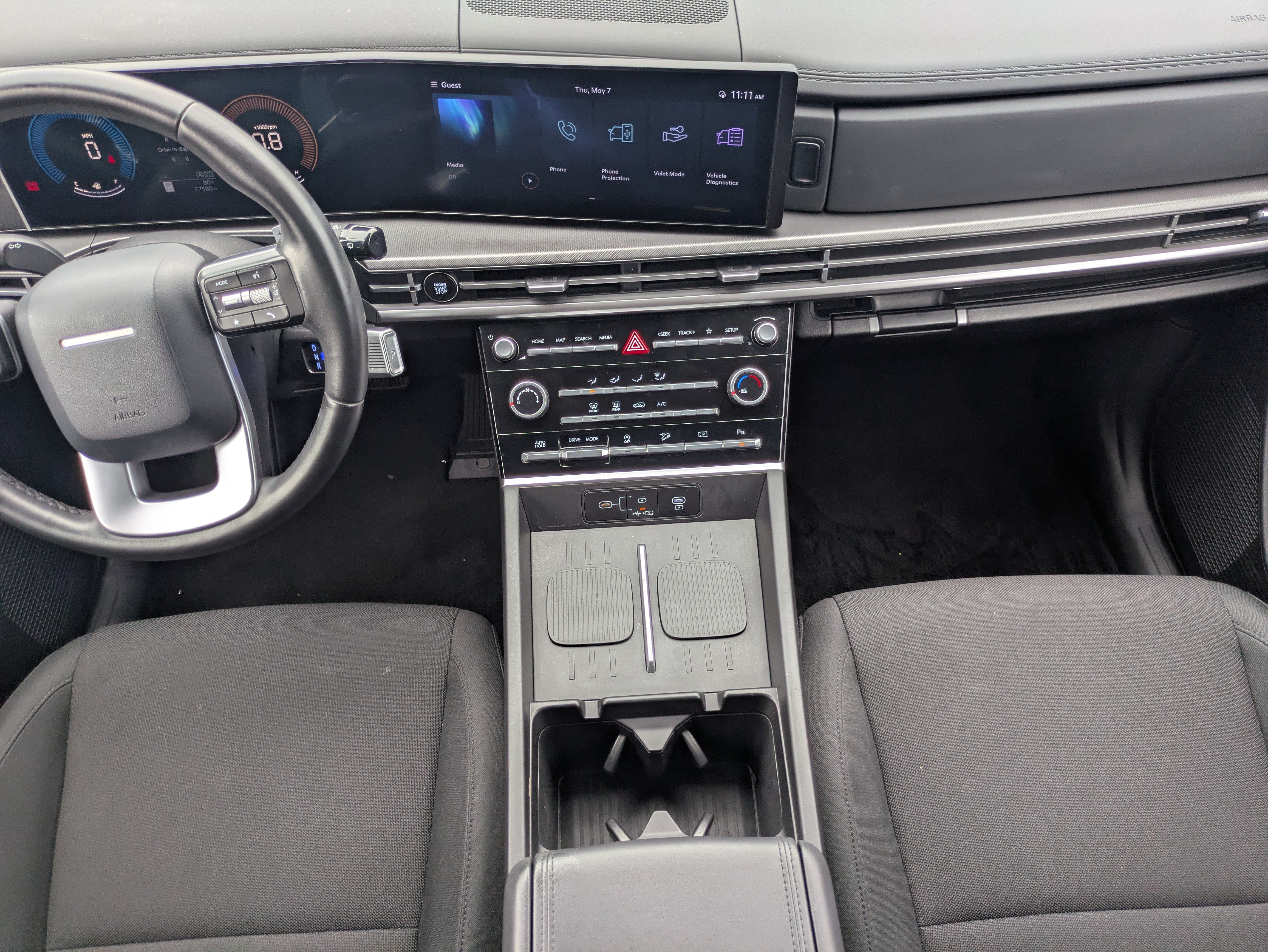 Used 2025 Hyundai Santa Fe SE FWD image 12