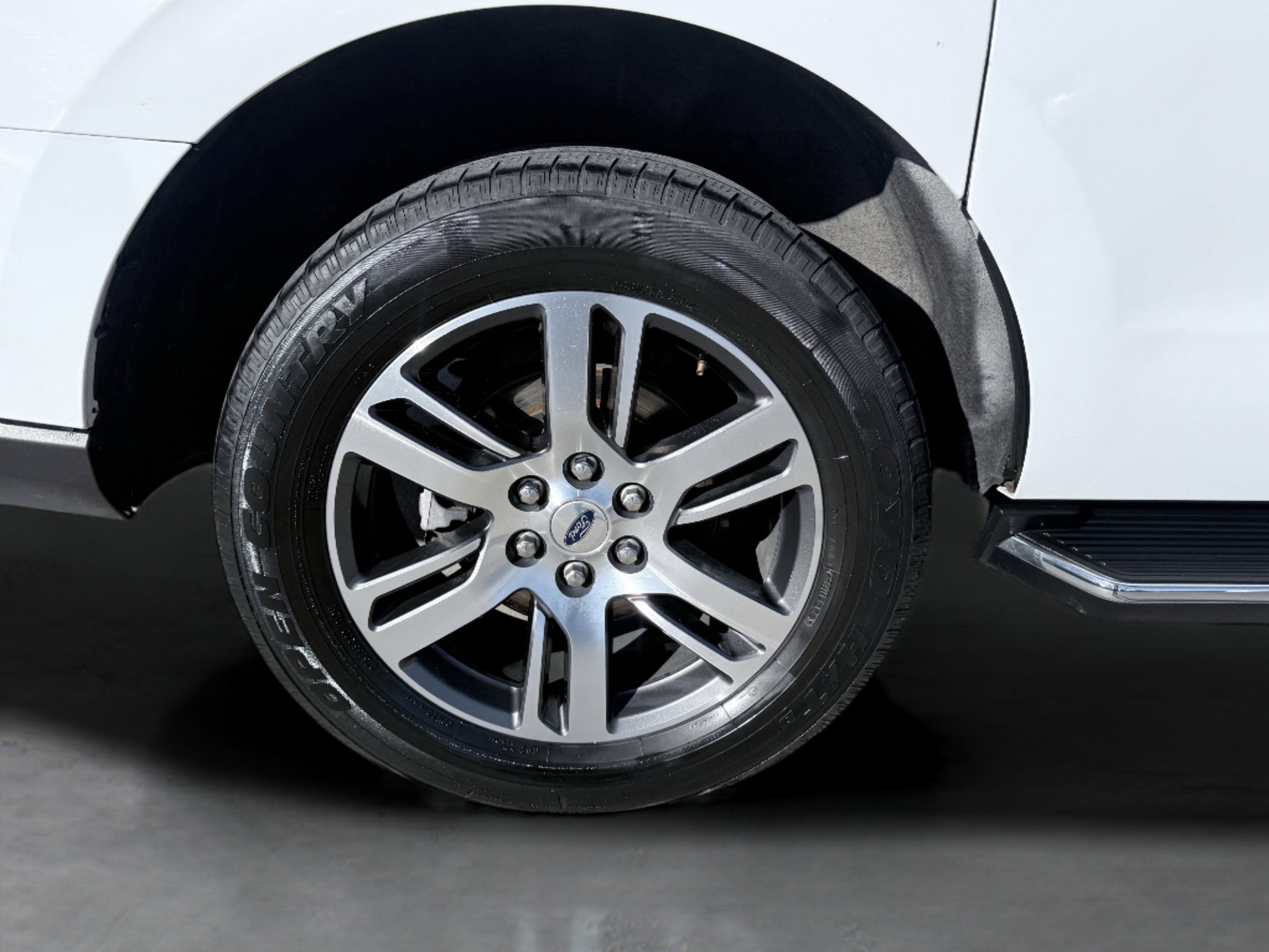 Used 2023 Ford Expedition Max Limited image 10