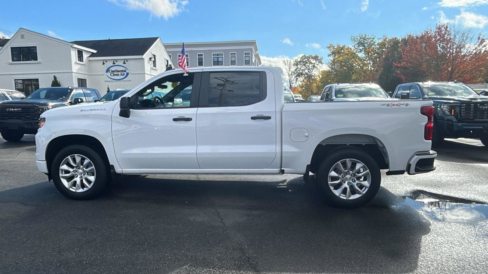 Certified 2022 Chevrolet Silverado 1500 Custom image 4