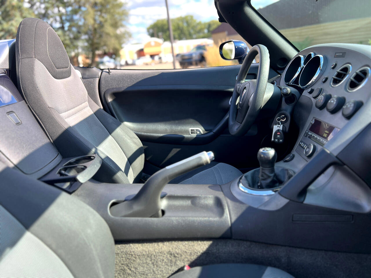 Used 2006 Pontiac Solstice Roadster w/ Power Package image 41