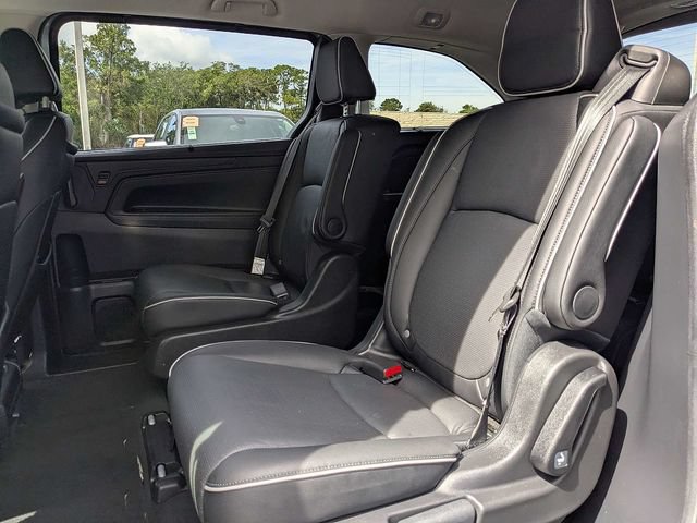 Used 2025 Honda Odyssey Elite image 14