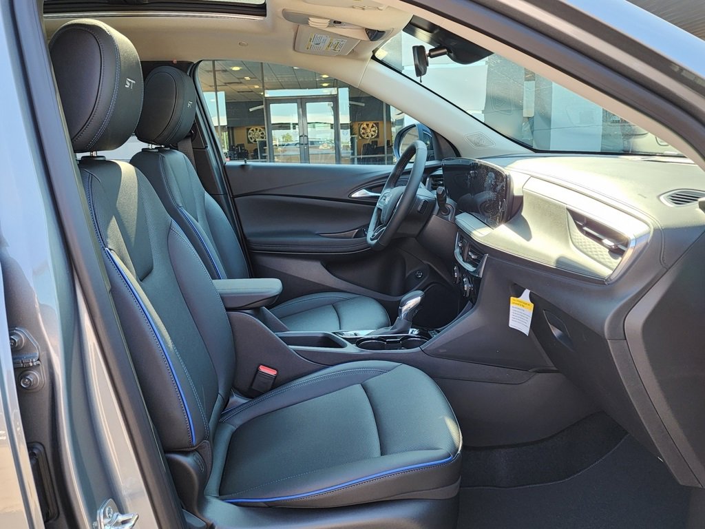 New 2026 Buick Encore GX Sport Touring w/ Advanced Technology Package image 38