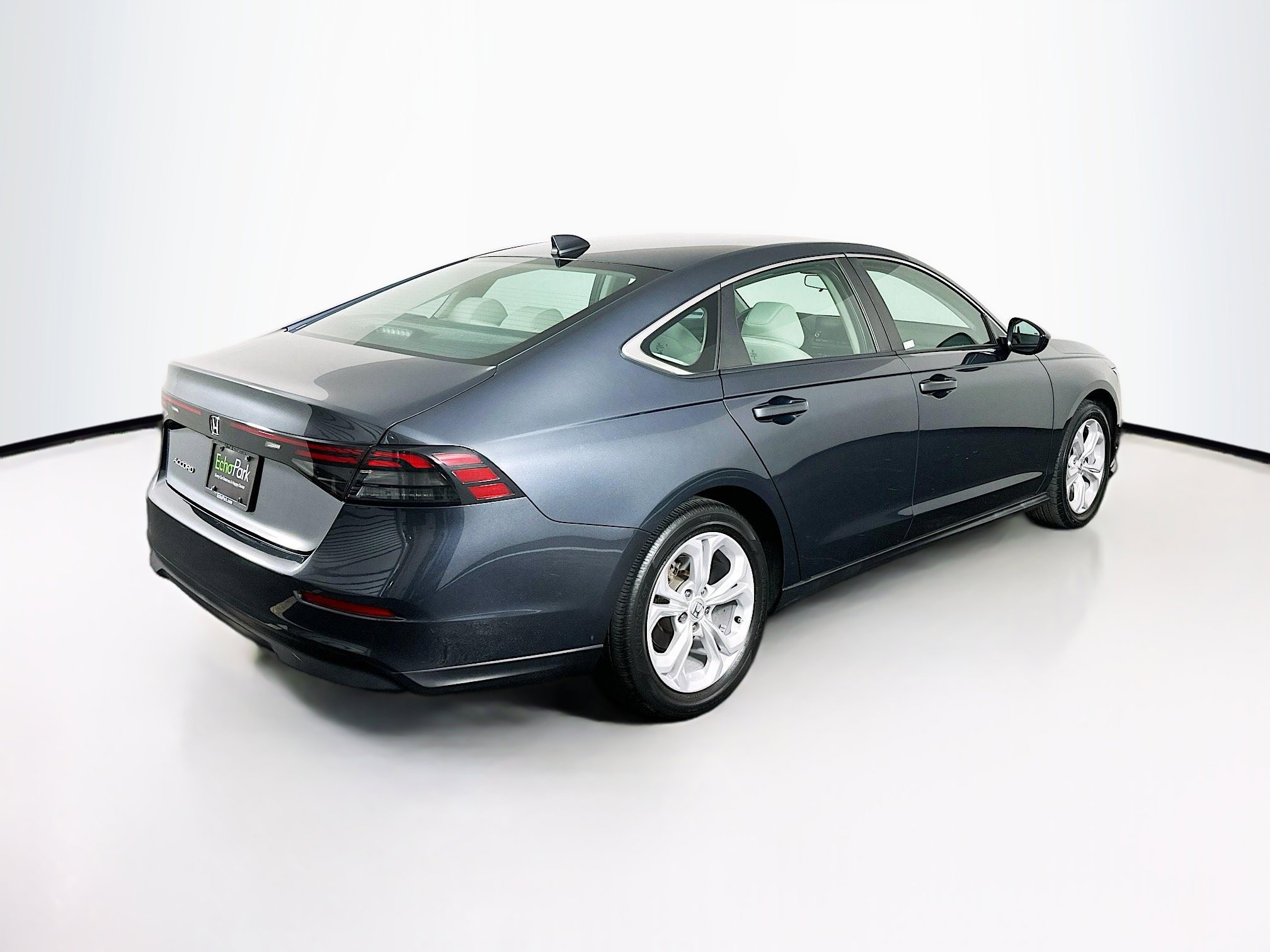 Used 2023 Honda Accord LX image 9