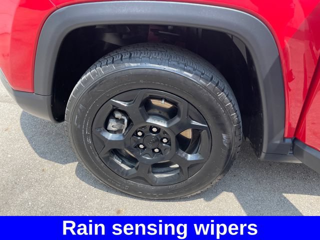 Used 2023 Jeep Compass Trailhawk w/ Sun and Sound Group AWD/4WD image 23