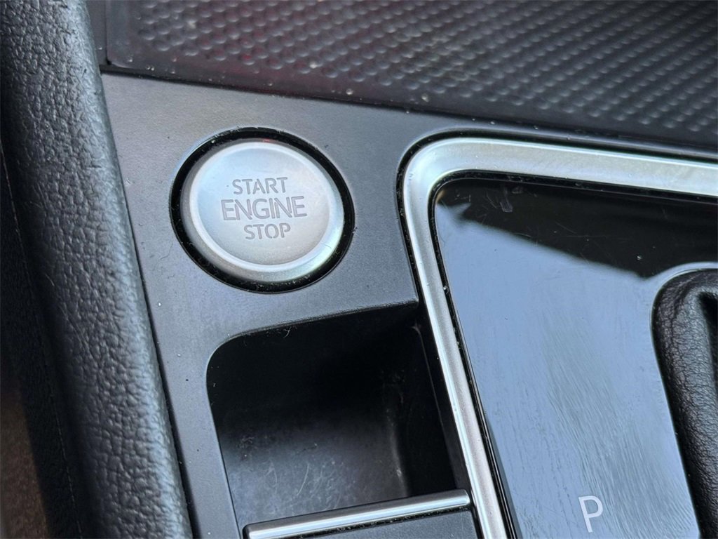 Used 2019 Volkswagen Jetta SEL image 22