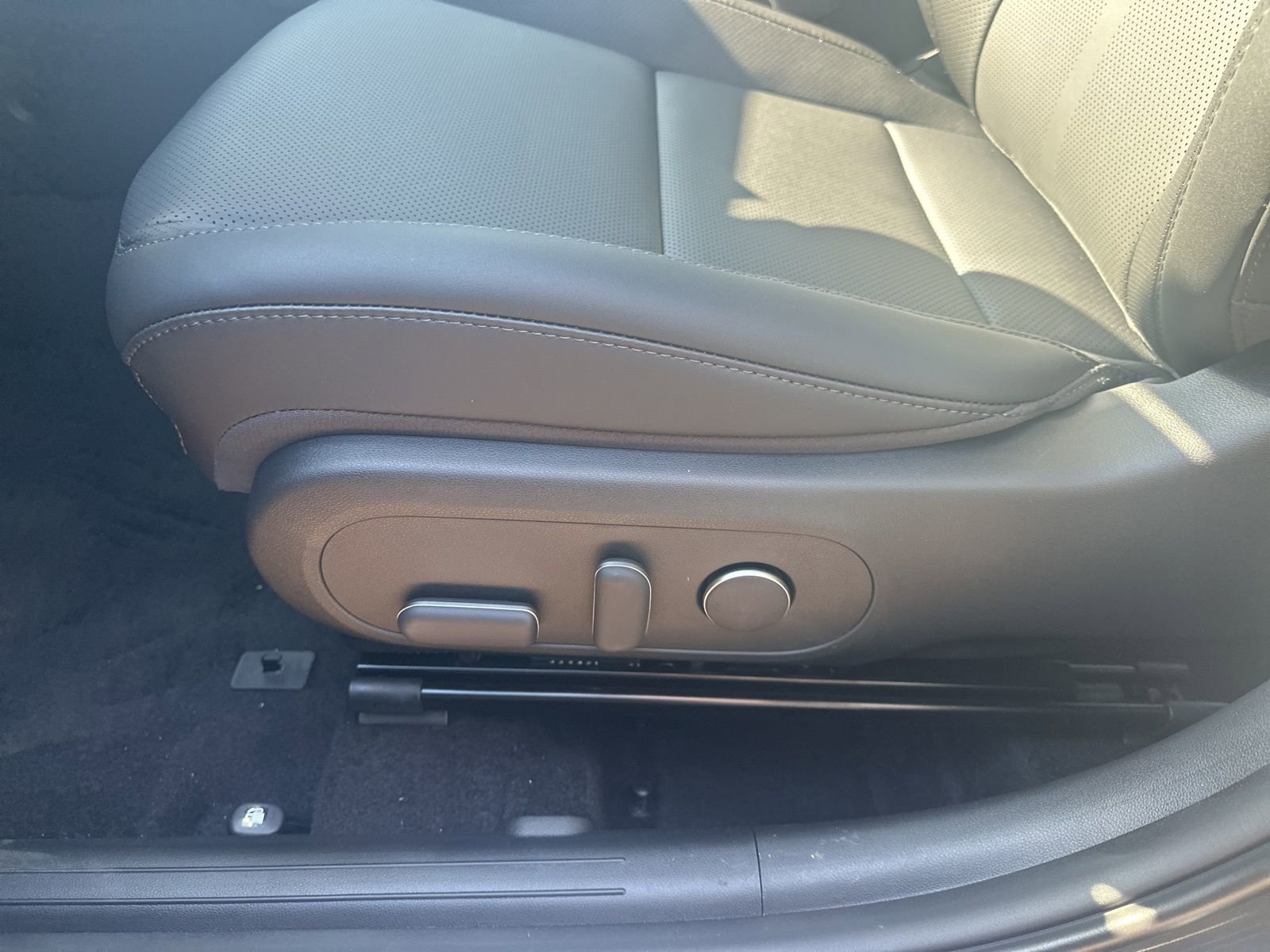 New 2026 Hyundai Kona SEL Premium image 11