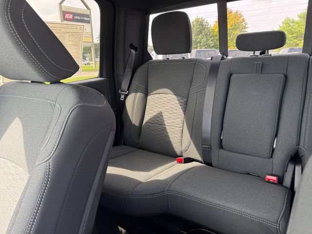 New 2027 RAM 2500 Big Horn AWD/4WD image 13