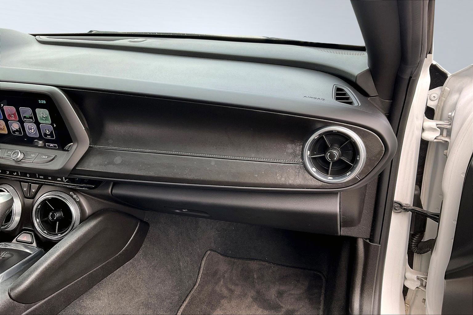 Used 2018 Chevrolet Camaro SS image 15