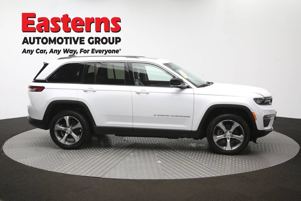 Used 2023 Jeep Grand Cherokee 4WD 4xe image 49