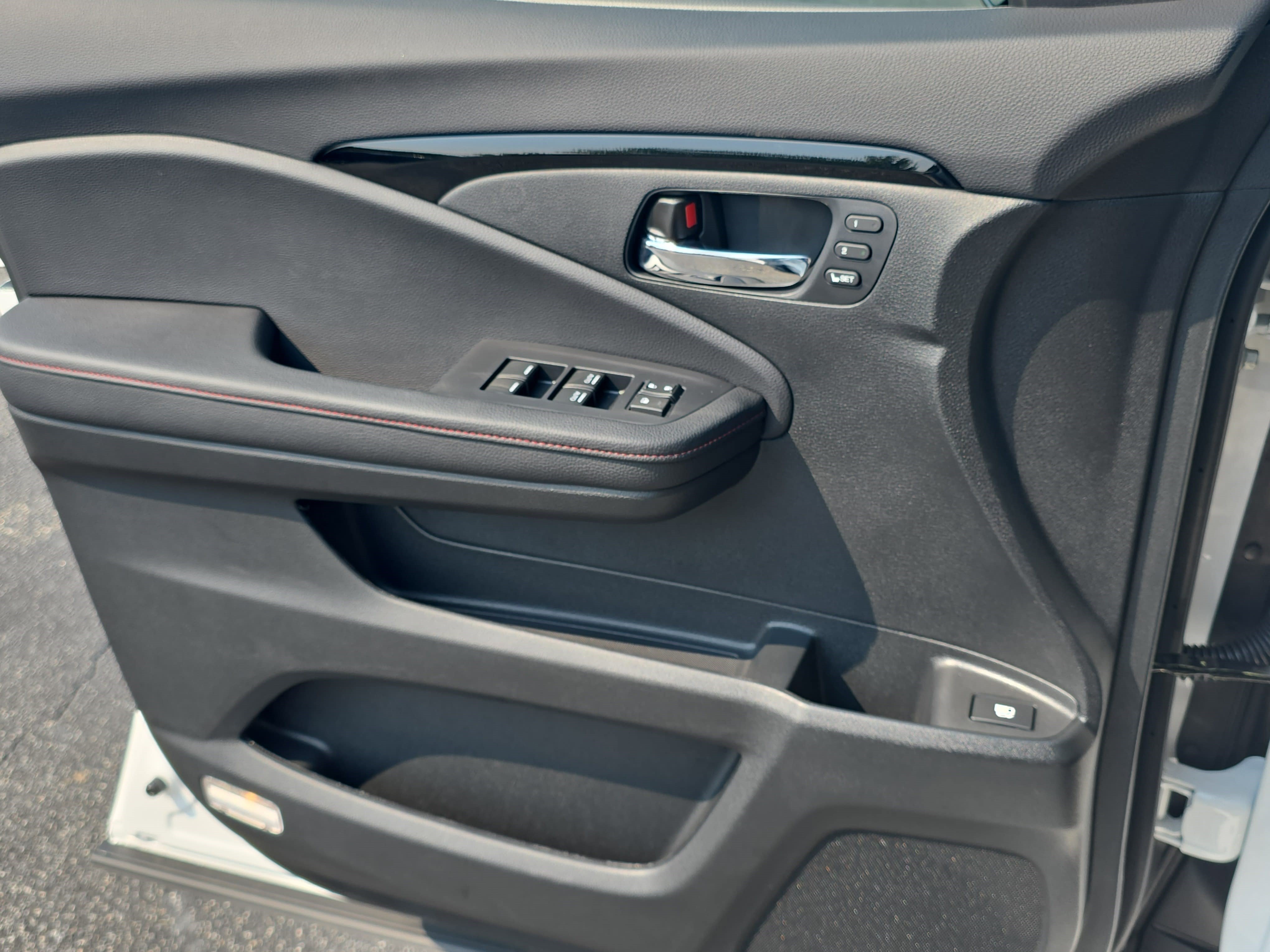New 2026 Honda Ridgeline Black Edition image 27