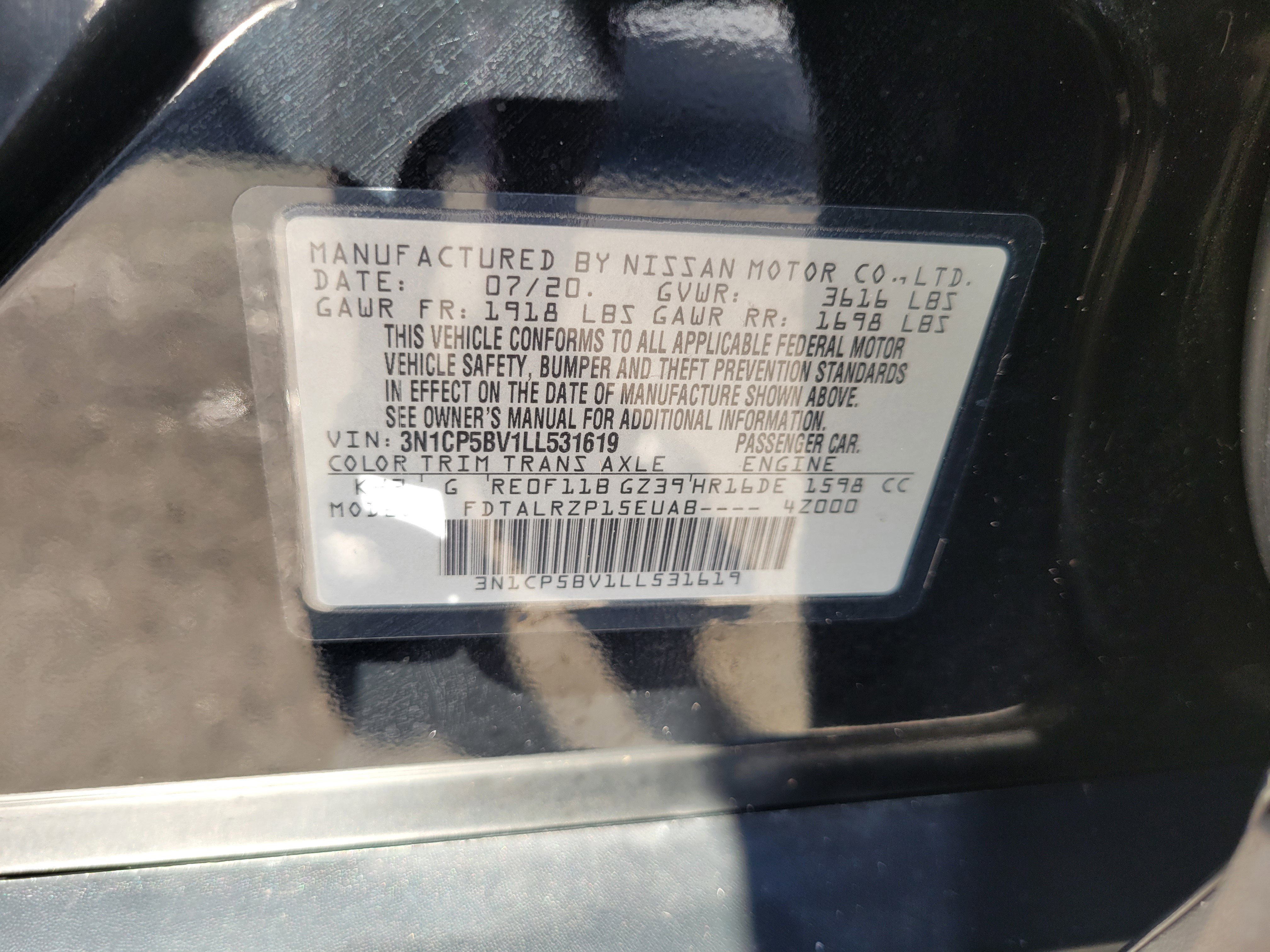 Used 2020 Nissan Kicks S image 28