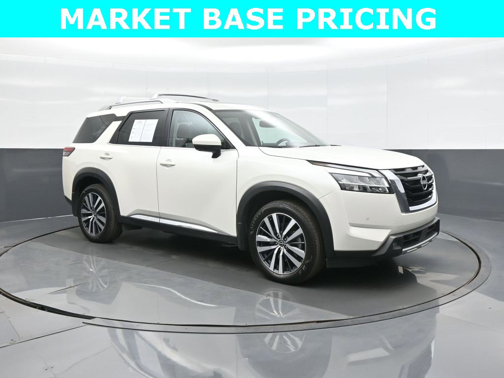 Used 2022 Nissan Pathfinder Platinum w/ Cargo Package