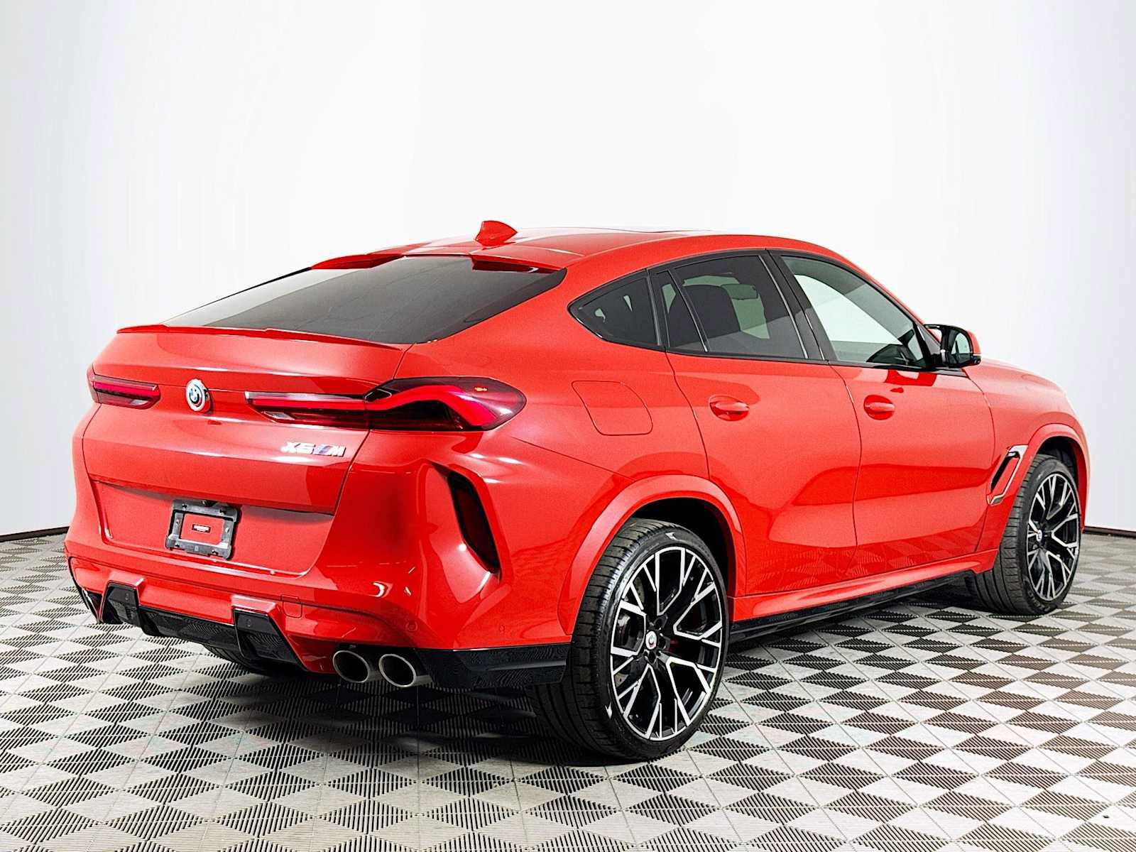 Used 2023 BMW X6 M w/ Executive Package AWD/4WD image 5