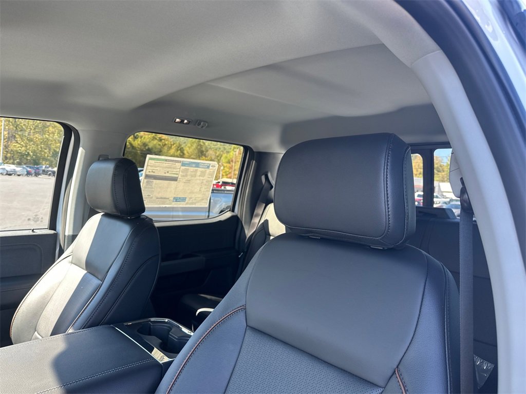 New 2026 Ford F350 Lariat w/ Chrome Package image 18