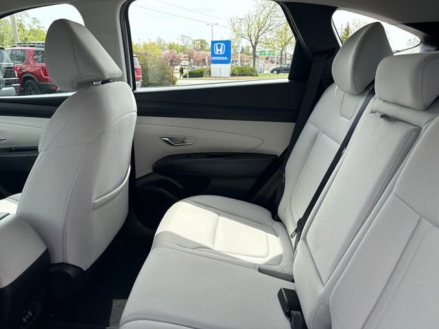 Certified 2025 Hyundai Tucson SE AWD/4WD image 19
