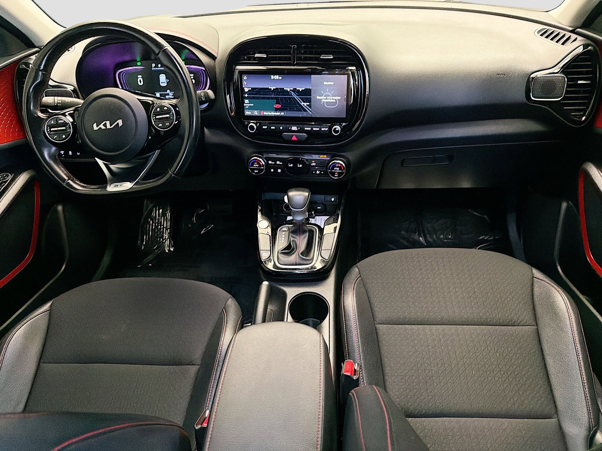 Used 2023 Kia Soul GT-Line image 12