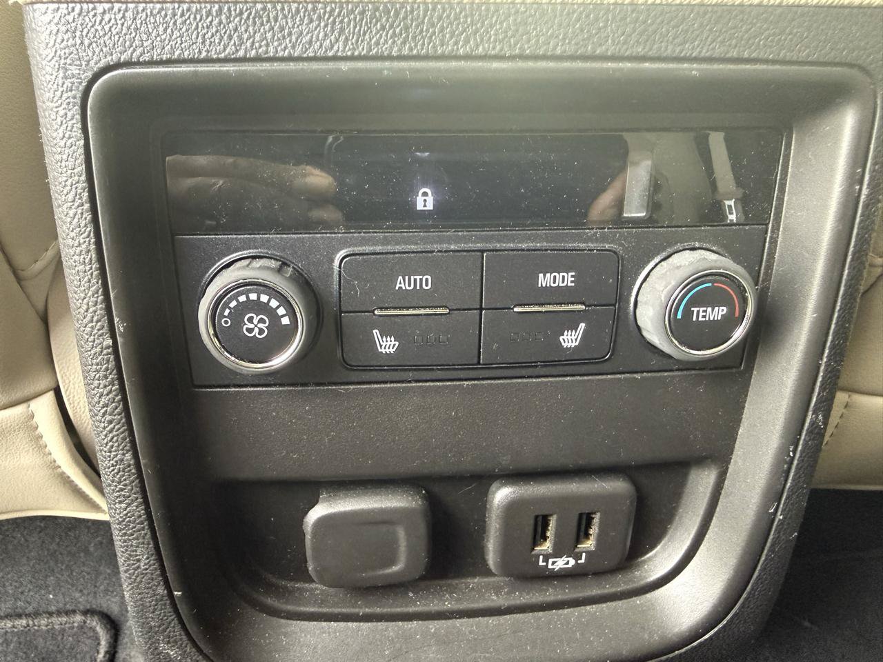 Used 2019 Buick Envision Essence AWD/4WD image 11