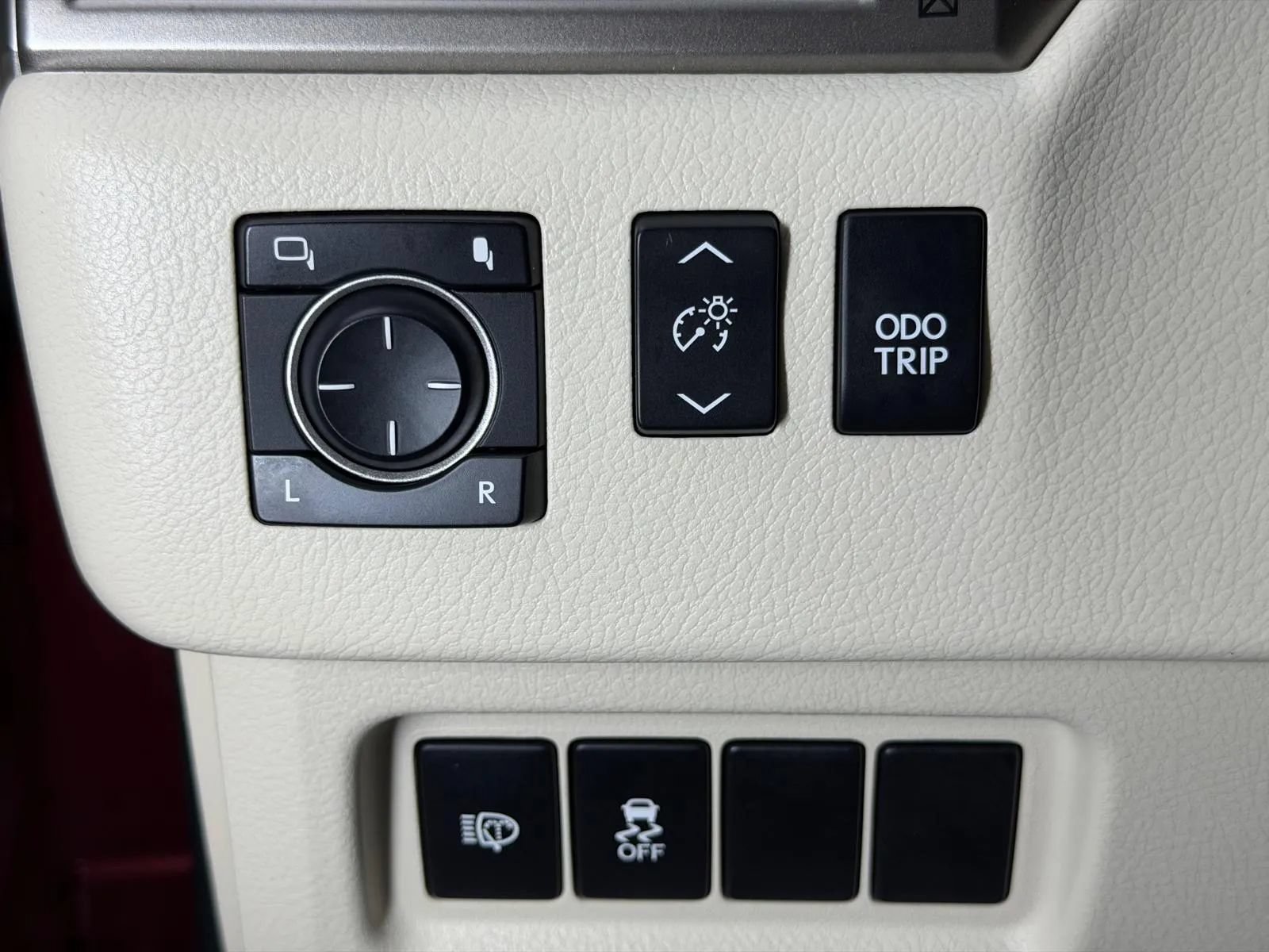 Used 2015 Lexus GX 460 w/ Premium Package AWD/4WD image 33