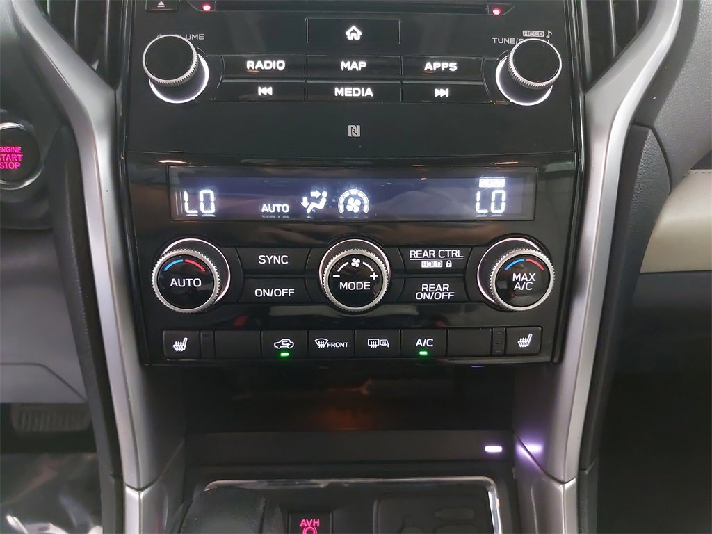 Used 2022 Subaru Ascent Limited w/ Technology Package image 42