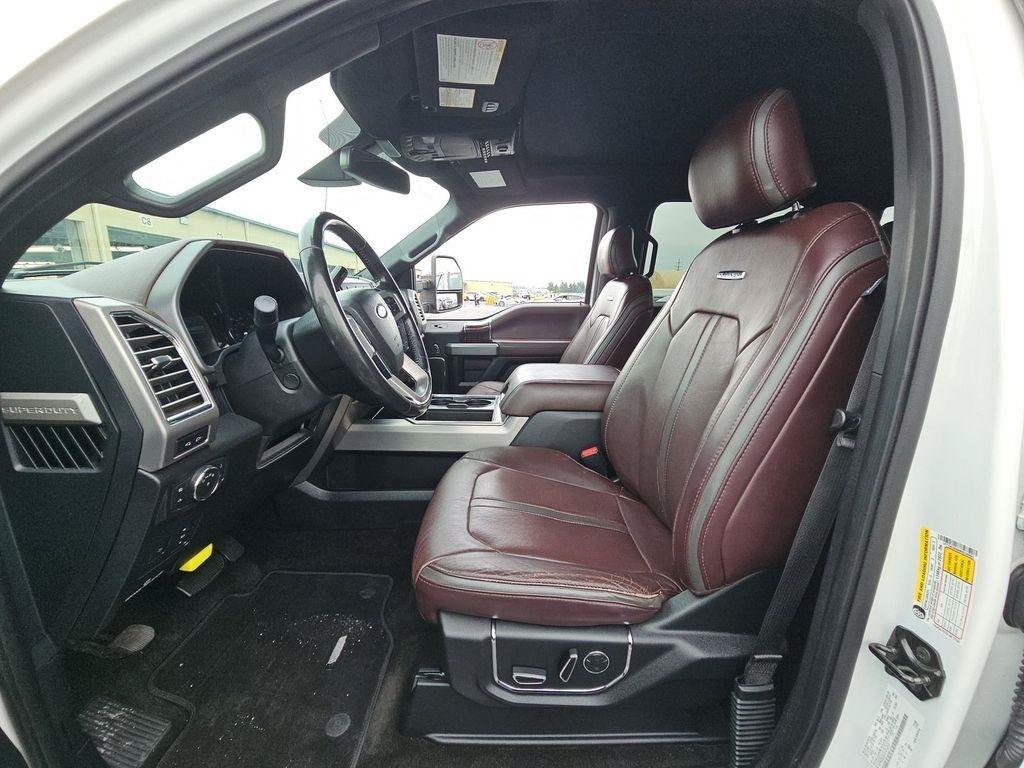 Used 2017 Ford F250 Platinum w/ Platinum Ultimate Package AWD/4WD image 12