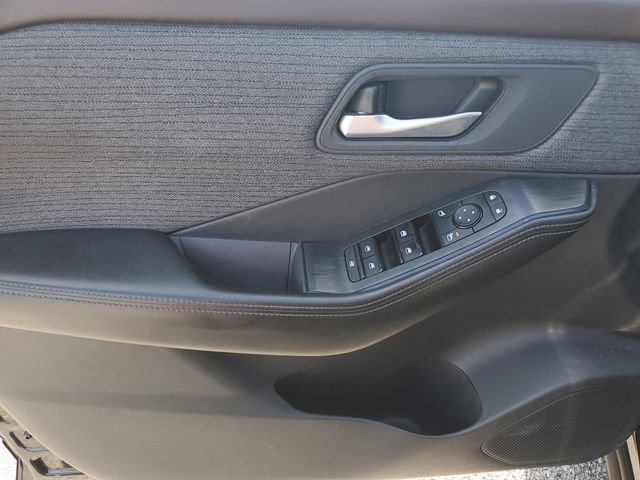 Used 2021 Nissan Rogue SV AWD/4WD image 19