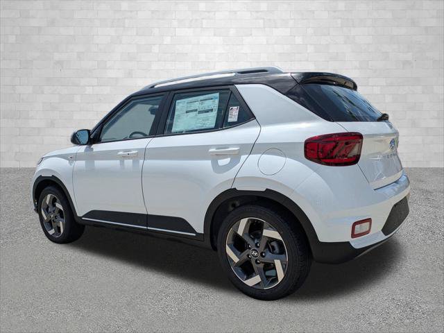 New 2026 Hyundai Venue SEL FWD image 4