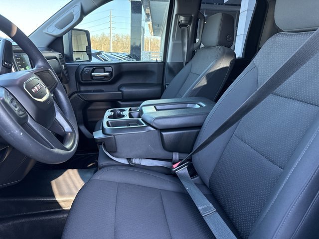 Used 2025 GMC Sierra 2500 Pro image 4