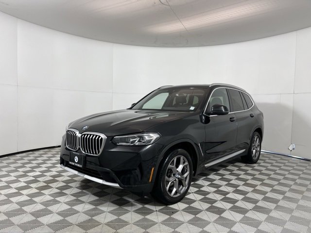 Used 2023 BMW X3 xDrive30i w/ Premium Package w/ZPA image 3