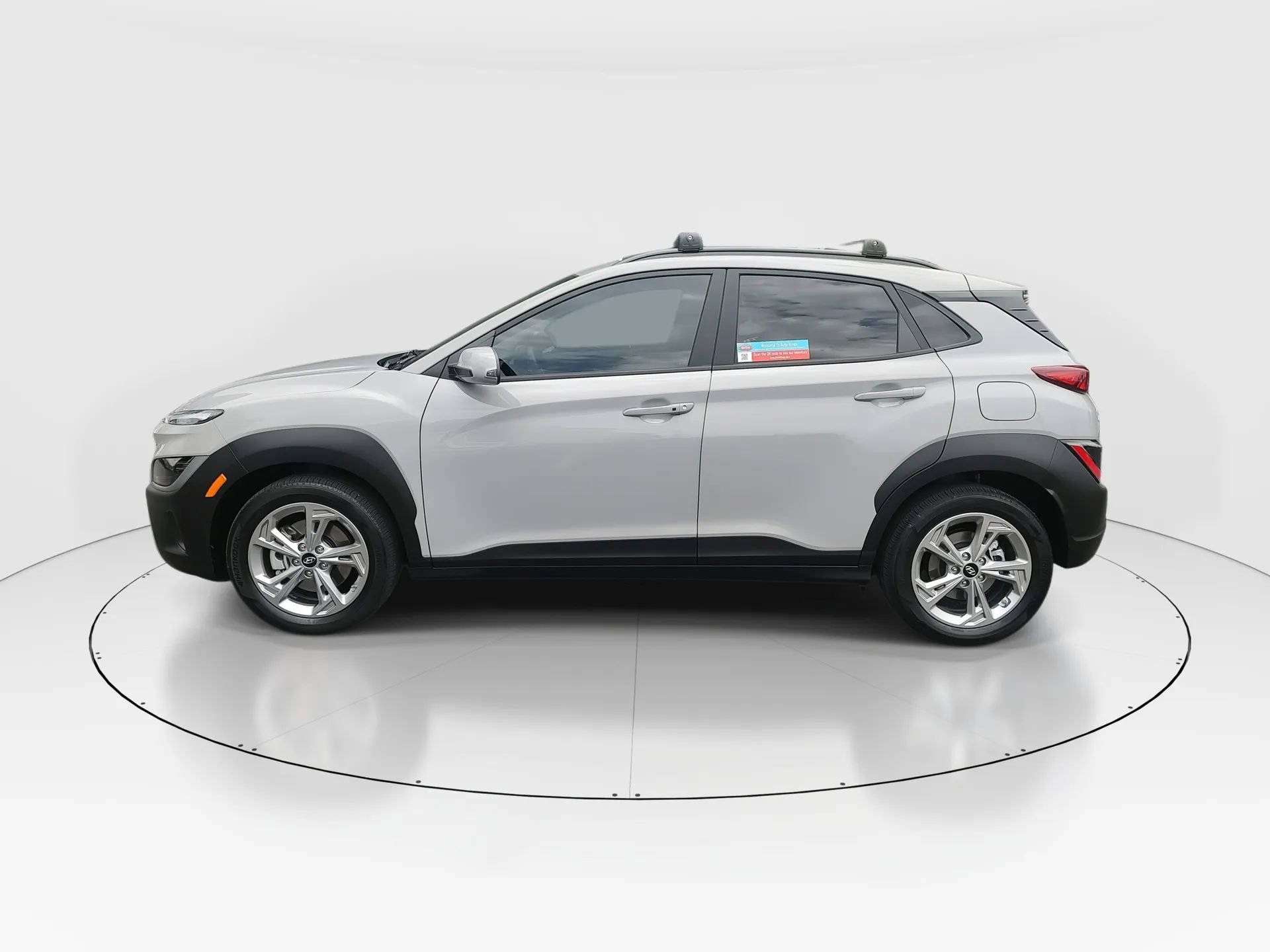 Used 2023 Hyundai Kona SEL image 5