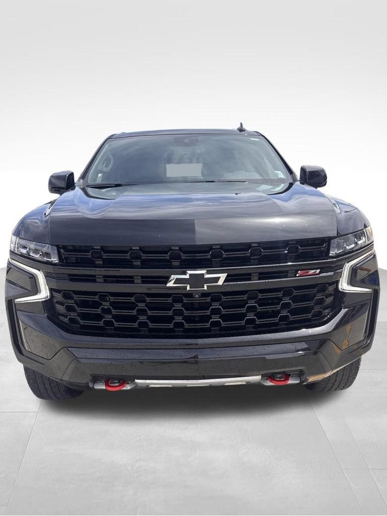 Used 2024 Chevrolet Suburban Z71 w/ Luxury Package AWD/4WD image 6