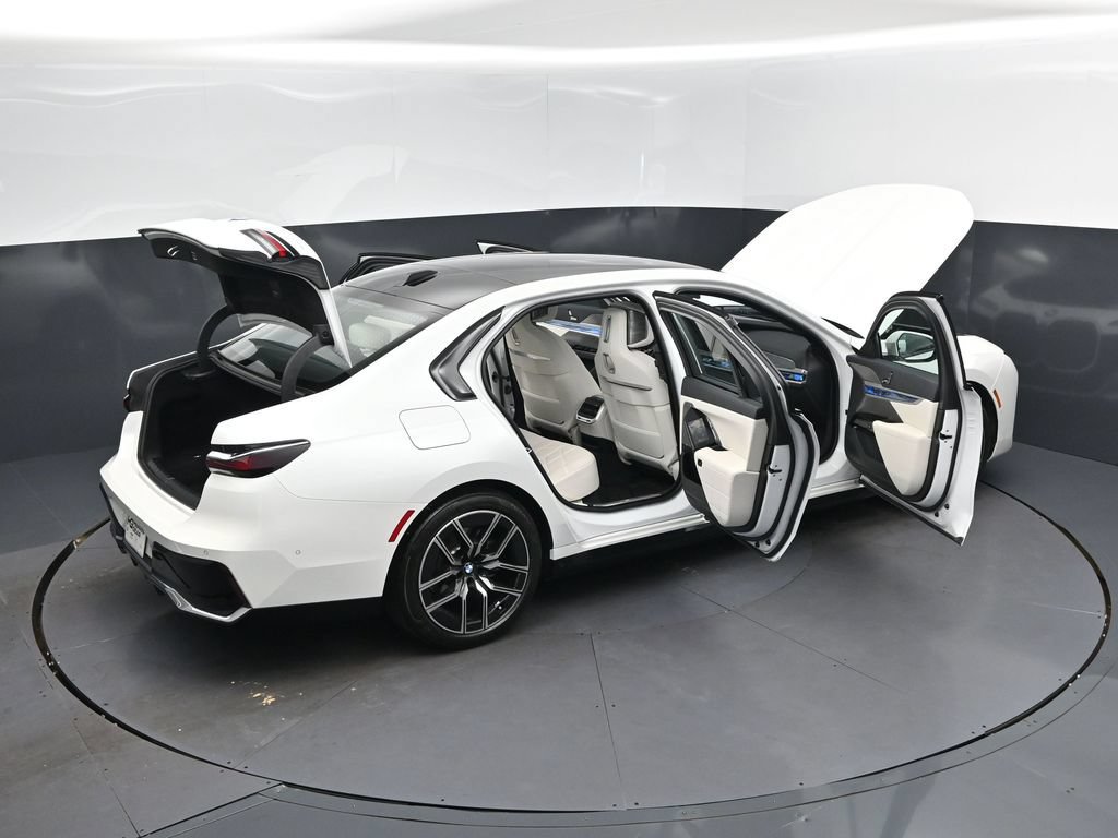 Certified 2024 BMW 740i w/ Executive Package RWD image 49