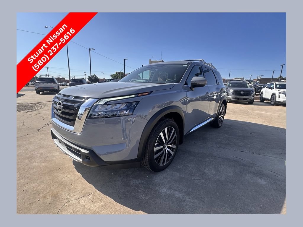 Certified 2025 Nissan Pathfinder Platinum